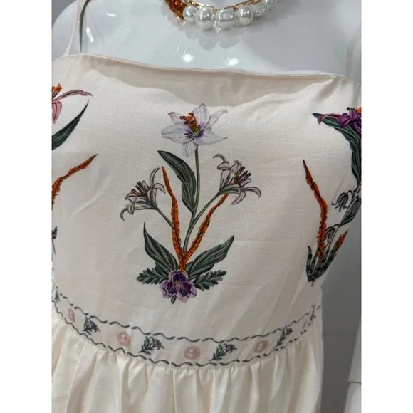 Commense Backless Pleated Floral Dress‎ size S - Picture 10 of 13